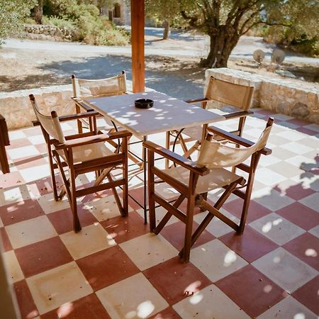Seafront Traditional Stone House In Sunset Olive Grove - B Alyfanta 외부 사진